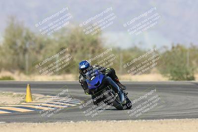 media/Nov-16-2025-Race Pace (Sun) [[8c5fa54630]]/Verified Riders/2-Turn 7 (945am)/